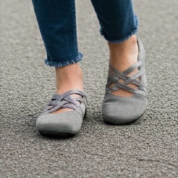 Vionic Shoes - Vionic Claire Suede Slip-On Mule Women’s Size 7 Comfort Orthotic Casual Shoes